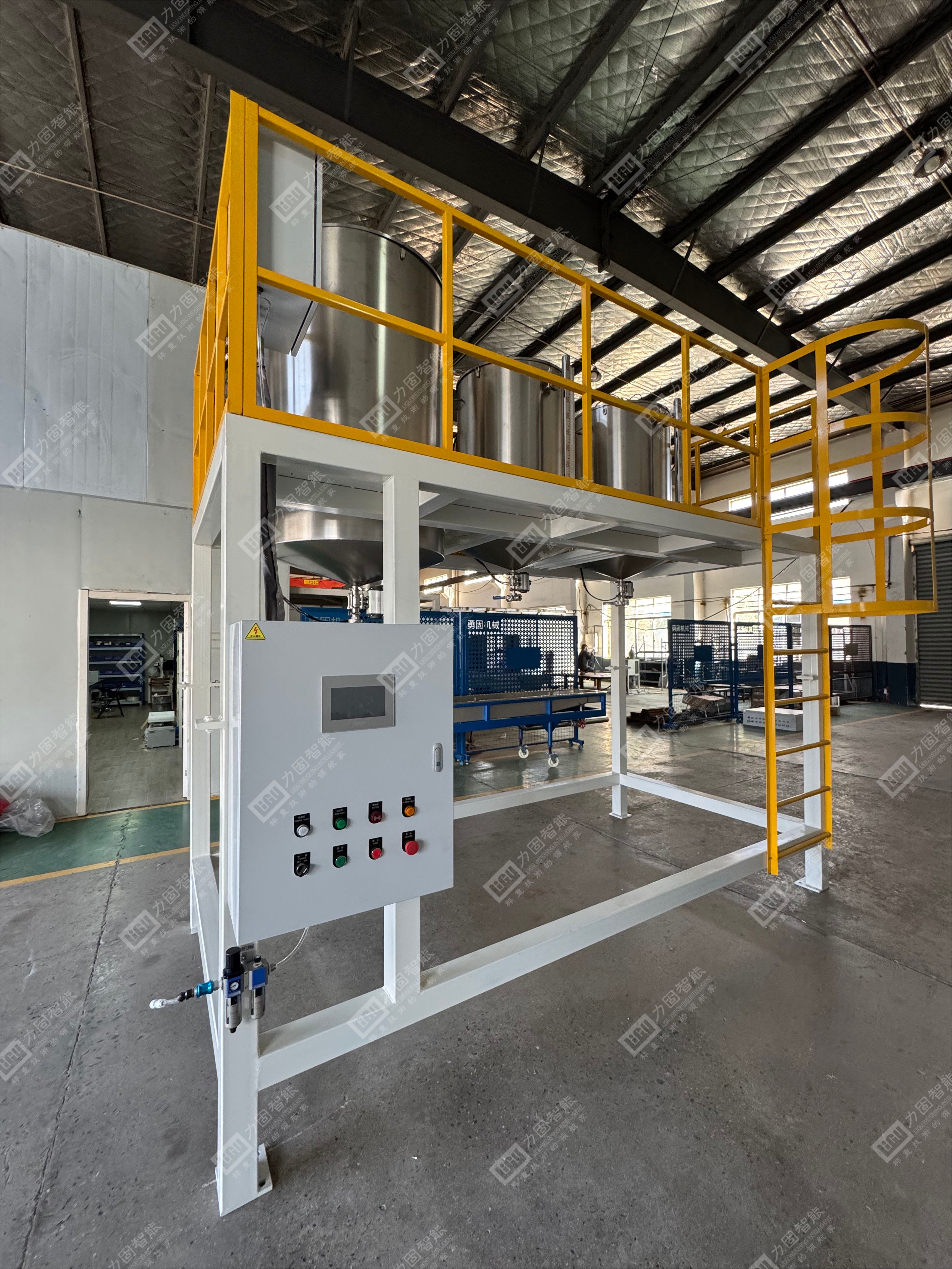 力固智能 | 自動(dòng)計(jì)量配料系統(tǒng)順利運(yùn)往客戶現(xiàn)場(chǎng)